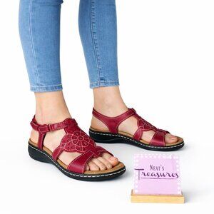 Clarks LEISA TAFFY Red Leather Open Toe Comfort Wedge Slingback Sandals Sz 7.5 M